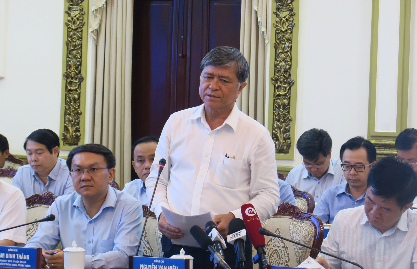 Ông Nguyễn Văn Hiếu, Giám đốc Sở GD&amp;ĐT TPHCM đã nêu nhiều thông tin về hoạt động dạy và học của Trường Quốc tế Mỹ Việt Nam (AISVN).