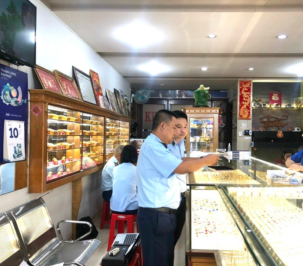 Cục Quản lý thị trường tỉnh Bà Rịa - Vũng Tàu đã tiến hành xác minh làm rõ và ban hành quyết định xử phạt đối với 31 doanh nghiệp kinh doanh vàng.