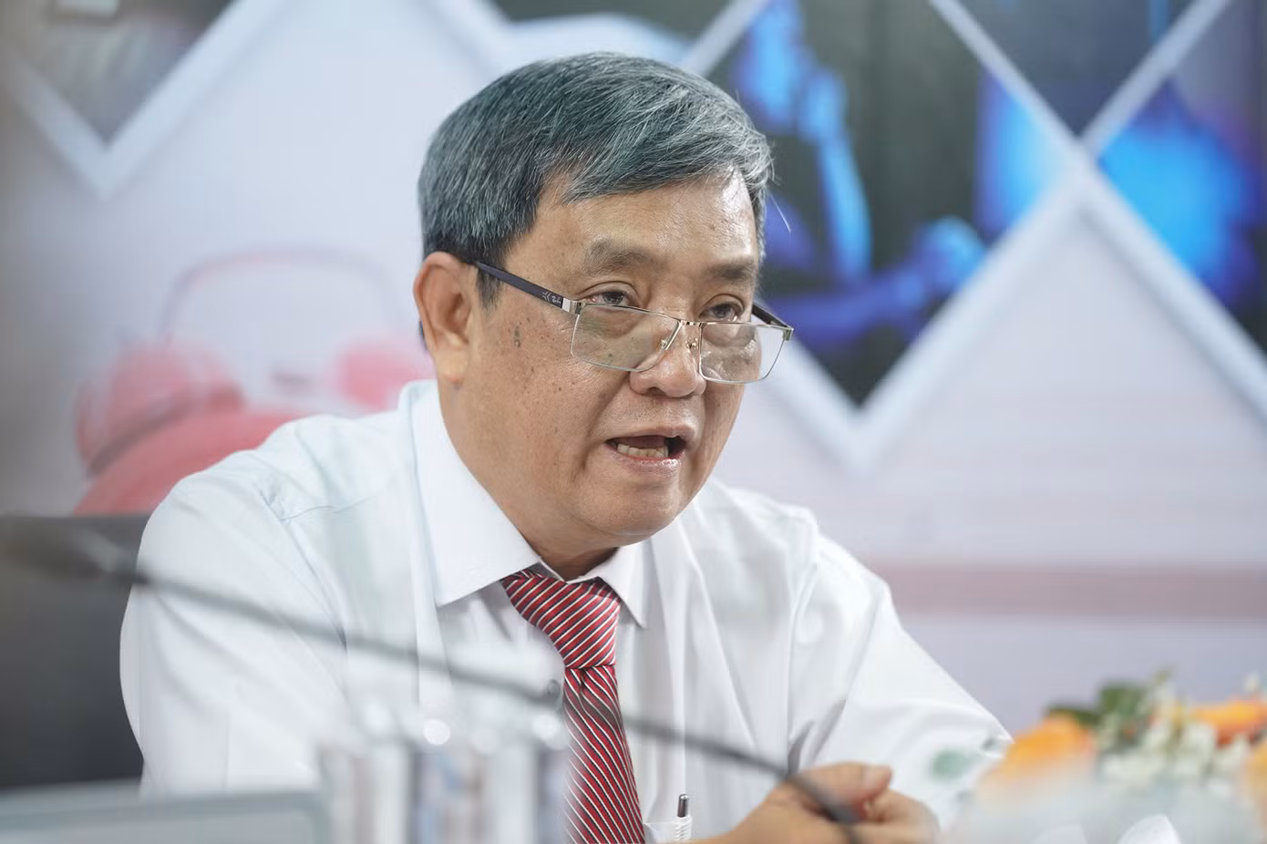 Tiến sĩ - Bác sĩ Lê Tự Quốc Tuấn- Trưởng Khoa Nội thần kinh kiêm Phó Giám Đốc Bệnh viện Triều An chia sẻ tại buổi tọa đàm. Ảnh: Phạm Nguyễn Tiến sĩ - Bác sĩ Lê Tự Quốc Tuấn- Trưởng Khoa Nội thần kinh kiêm Phó Giám Đốc Bệnh viện Triều An chia sẻ tại buổi tọa đàm. Ảnh: Phạm Nguyễn