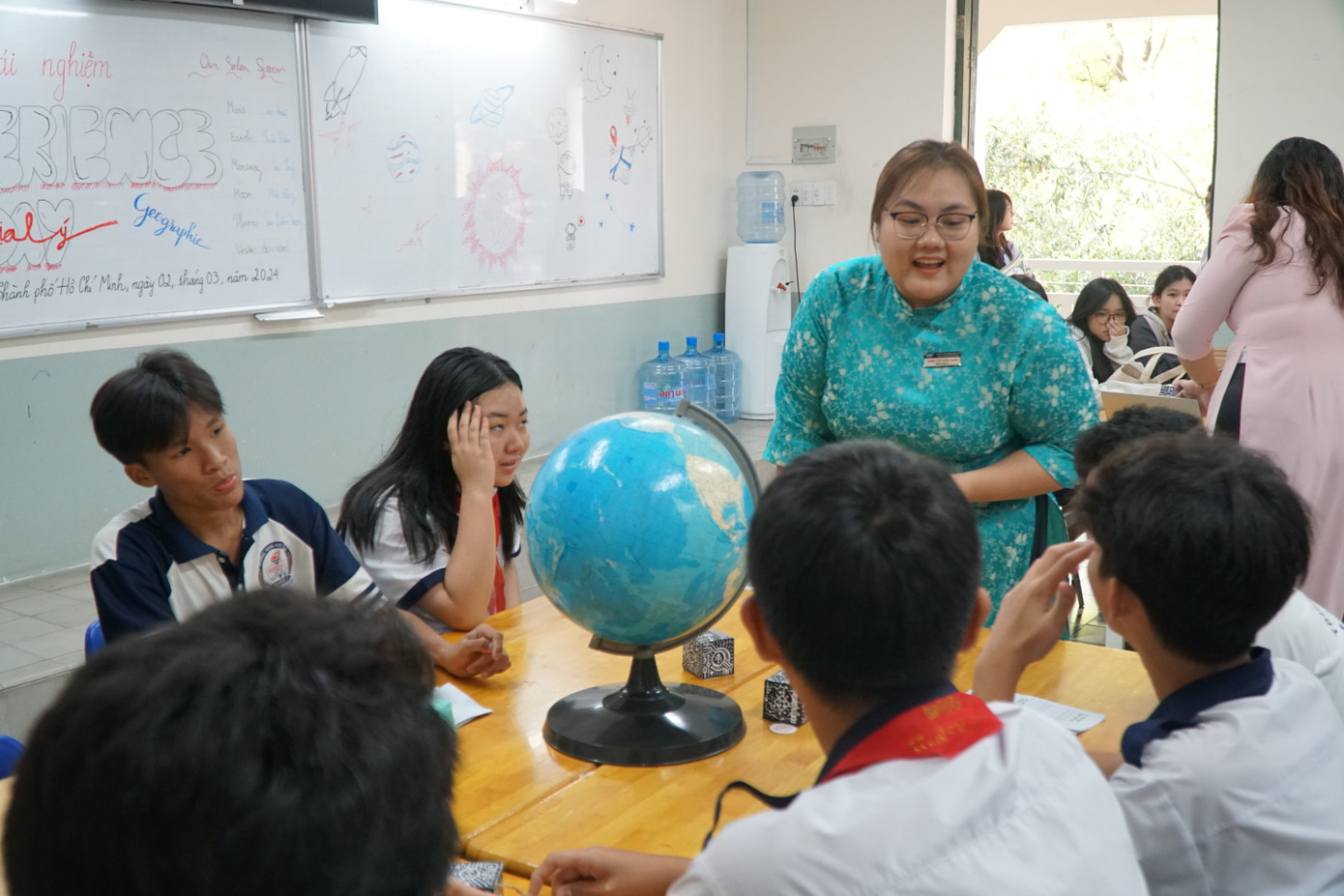 Học sinh tham gia học thử tại ngày hội trải nghiệm tìm hiểu Trường THPT Lê Quý Đôn (quận 3, TPHCM). Ảnh: Nhàn Lê Học sinh tham gia học thử tại ngày hội trải nghiệm tìm hiểu Trường THPT Lê Quý Đôn (quận 3, TPHCM). Ảnh: Nhàn Lê