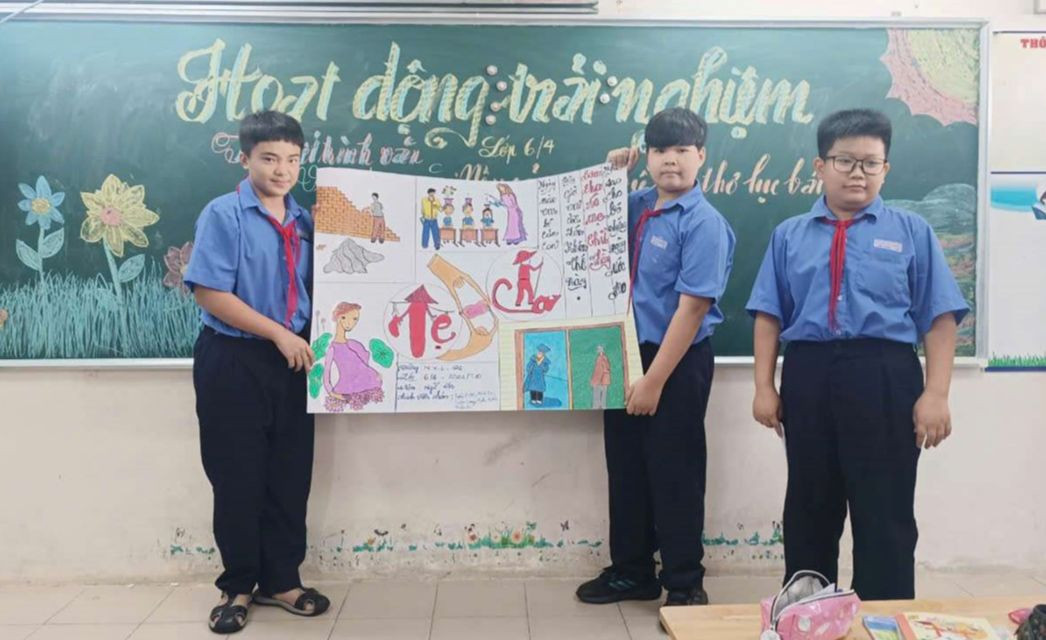 Học sinh Trường THCS Nguyễn Văn Luông (quận 6, TPHCM) trong hoạt động trải nghiệm môn Ngữ văn. Ảnh: Website nhà trường