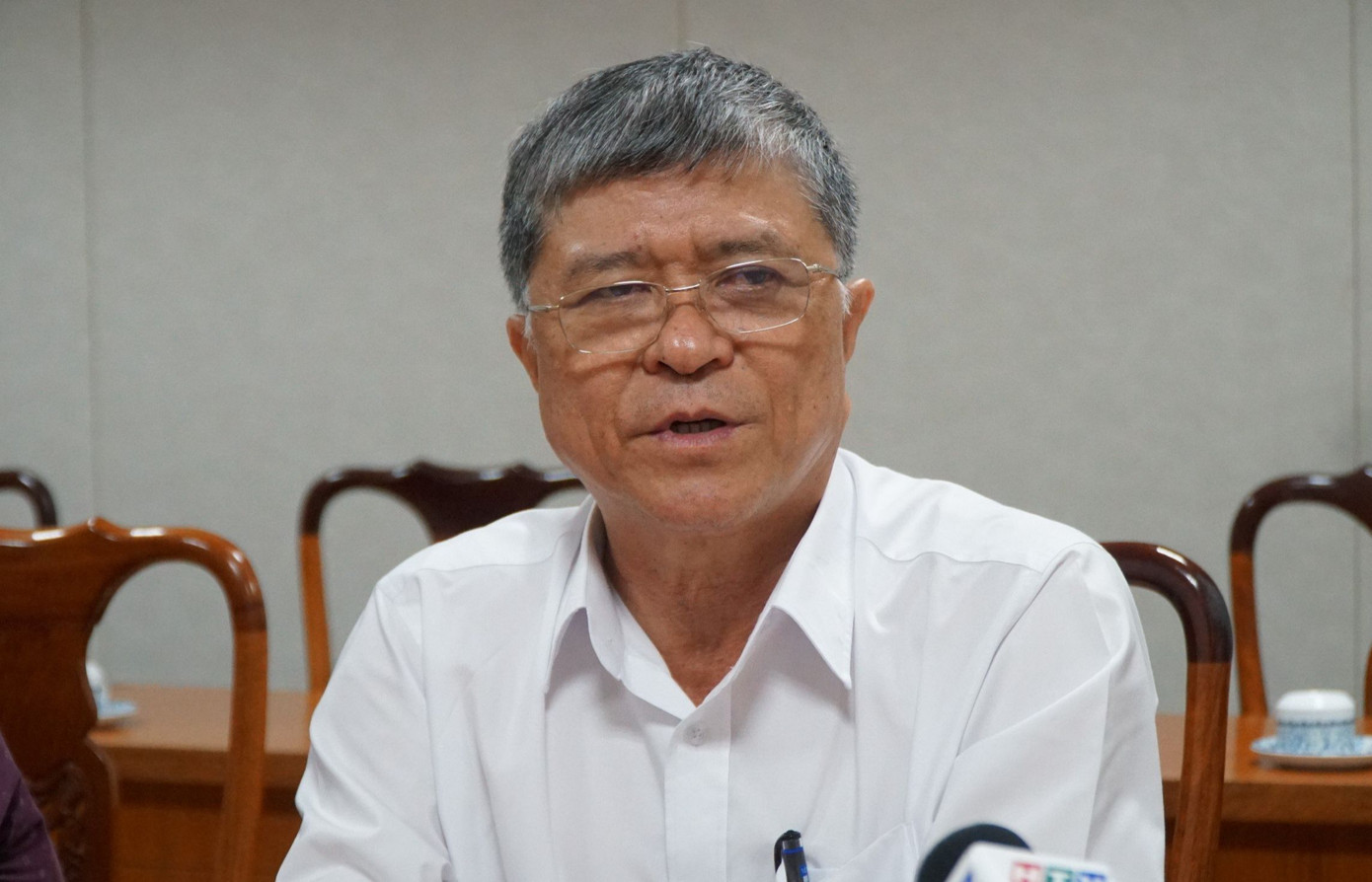 Ông Nguyễn Văn Hiếu, Giám đốc Sở Giáo dục và Đào tạo TPHCM thông tin về kết quả kỳ thi tốt nghiệp THPT 2024. Ảnh: Nhàn Lê Ông Nguyễn Văn Hiếu, Giám đốc Sở Giáo dục và Đào tạo TPHCM thông tin về kết quả kỳ thi tốt nghiệp THPT 2024. Ảnh: Nhàn Lê