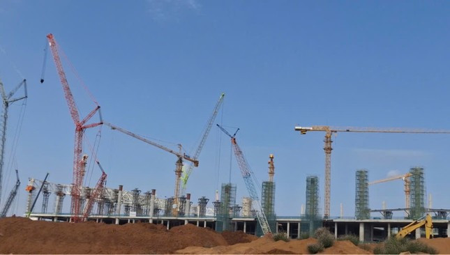 Nhà ga hành khách sân bay Long Thành đang được thi công. Nhà ga hành khách sân bay Long Thành đang được thi công.