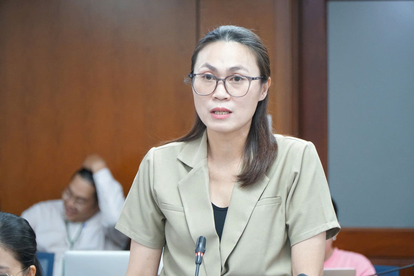 Bà Nguyễn Minh Bảo Ngọc - Phó Giám đốc Trung tâm Xúc tiến Du lịch TPHCM - trả lời tại buổi họp báo. Ảnh: Anh Nhàn. Bà Nguyễn Minh Bảo Ngọc - Phó Giám đốc Trung tâm Xúc tiến Du lịch TPHCM - trả lời tại buổi họp báo. Ảnh: Anh Nhàn.