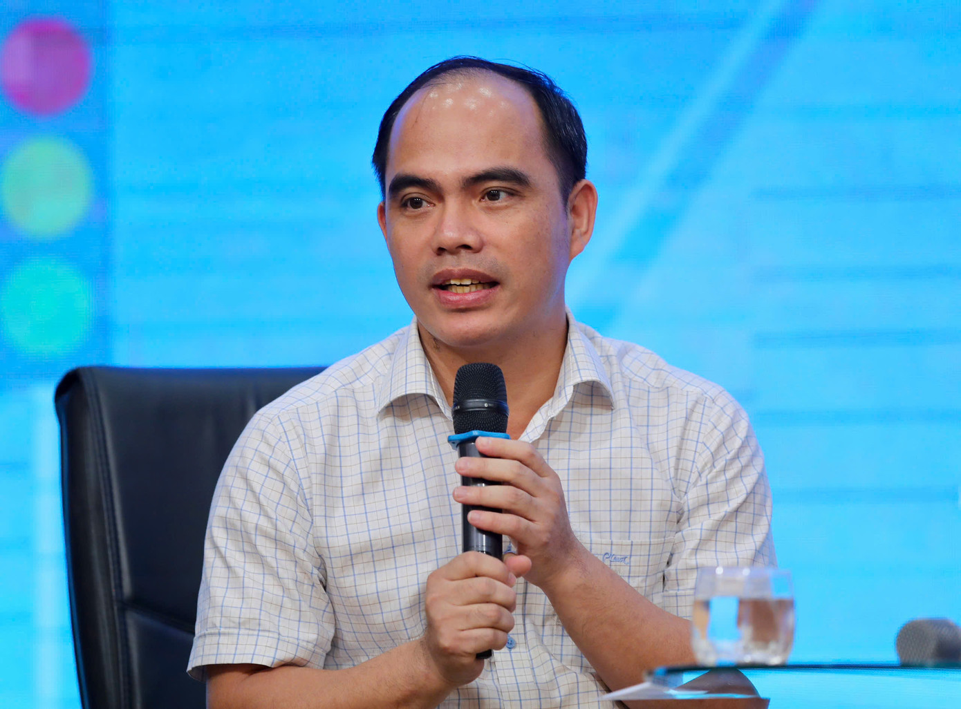 Không nên một phút nóng giận để hối hận cả cuộc đời ảnh 13