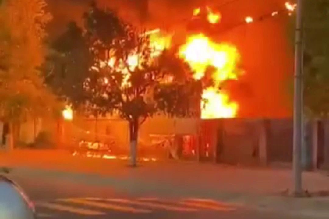 Hiện trường vụ cháy bên trong trụ sở công an huyện Tánh Linh