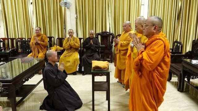 Tu sĩ Thích Nhuận Nghi nhận lỗi và sám hối trước Ban Thường trực Ban Trị sự Giáo hội Phật giáo Việt Nam tỉnh Đồng Nai sáng 12/1. Ảnh: Ban Thường trực Ban Trị sự Giáo hội Phật giáo Việt Nam tỉnh Đồng Nai Tu sĩ Thích Nhuận Nghi nhận lỗi và sám hối trước Ban Thường trực Ban Trị sự Giáo hội Phật giáo Việt Nam tỉnh Đồng Nai sáng 12/1. Ảnh: Ban Thường trực Ban Trị sự Giáo hội Phật giáo Việt Nam tỉnh Đồng Nai