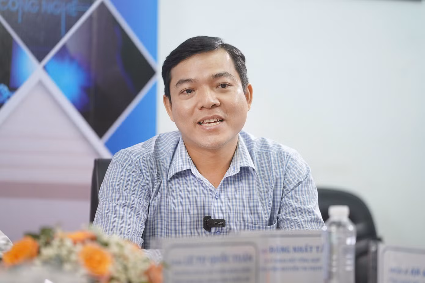 Bác sĩ Đặng Nhất Tâm, Phó khoa Nội tổng hợp, Bệnh viện Nguyễn Tri Phương chia sẻ tại buổi tọa đàm. Ảnh: Phạm Nguyễn. Bác sĩ Đặng Nhất Tâm, Phó khoa Nội tổng hợp, Bệnh viện Nguyễn Tri Phương chia sẻ tại buổi tọa đàm. Ảnh: Phạm Nguyễn.