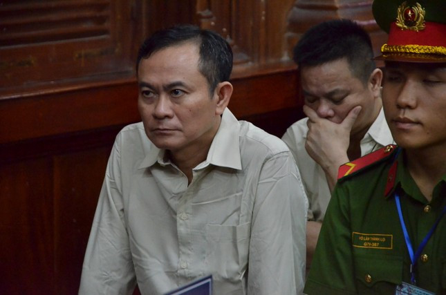 Bị cáo Trần Lập Nghĩa tại phiên tòa.