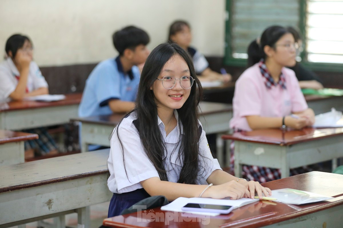 Học sinh thi vào lớp 10 tại TPHCM năm học 2024-2025. Ảnh: Duy Anh Học sinh thi vào lớp 10 tại TPHCM năm học 2024-2025. Ảnh: Duy Anh
