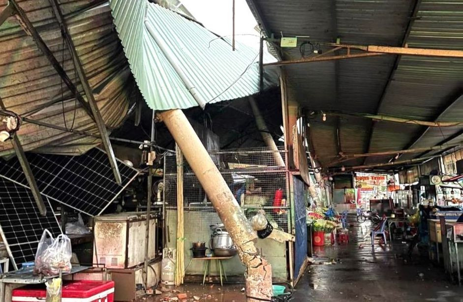 Sập chợ Cư xá Hưng Lợi Sập chợ Cư xá Hưng Lợi