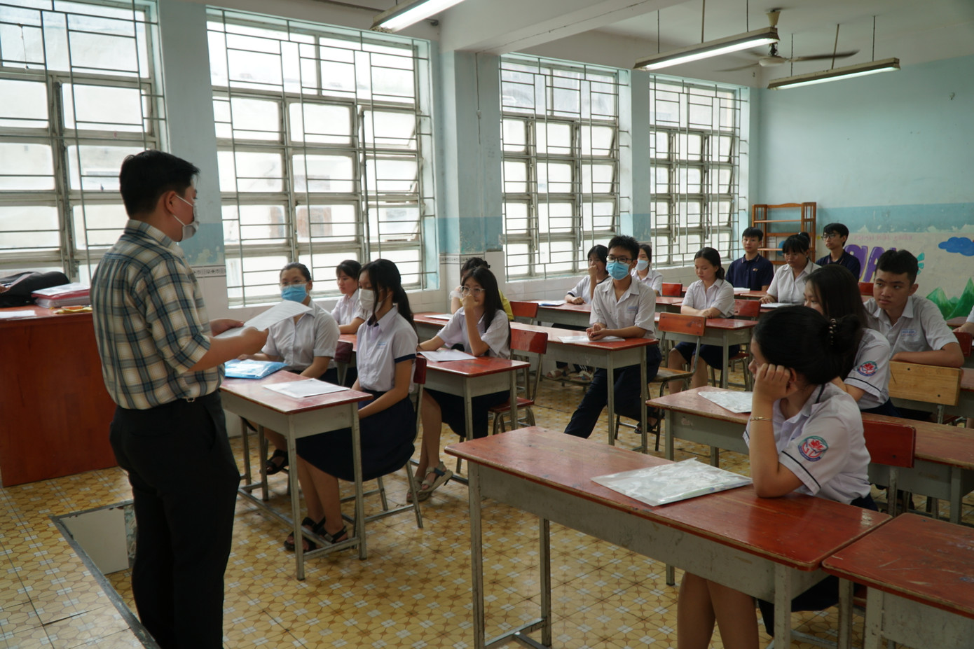 Học sinh TPHCM trong kỳ thi tốt nghiệp THPT 2024 Học sinh TPHCM trong kỳ thi tốt nghiệp THPT 2024