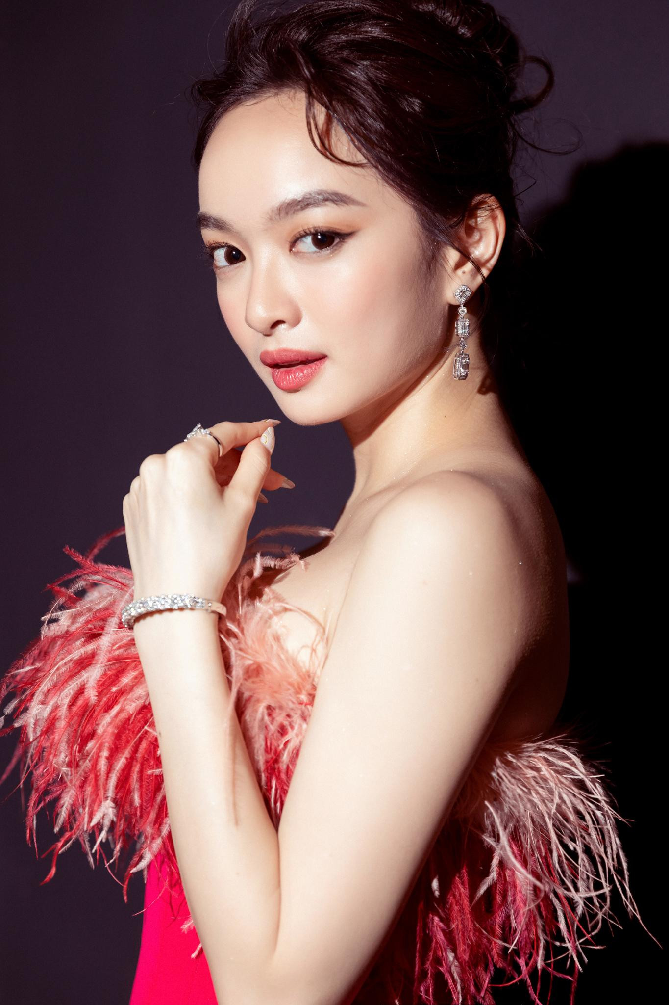 Kaity Nguyễn. Kaity Nguyễn.