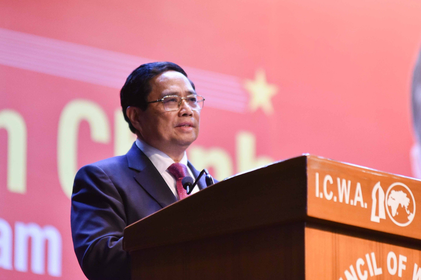 Thủ tướng Phạm Minh Chính phát biểu tại Hội đồng các Vấn đề Thế giới của Ấn Độ. Ảnh: Nhật Bắc.