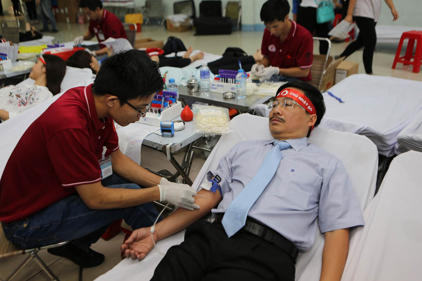 Chủ Nhật Đỏ ngày 8/1 thu được hơn 5500 đơn vị máu ảnh 35