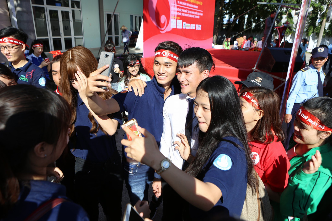 Chủ Nhật Đỏ ngày 8/1 thu được hơn 5500 đơn vị máu ảnh 39