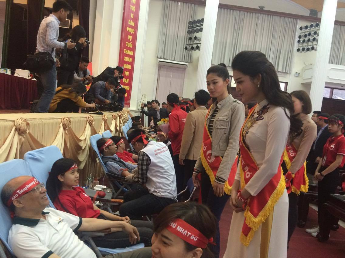 Chủ Nhật Đỏ ngày 8/1 thu được hơn 5500 đơn vị máu ảnh 70