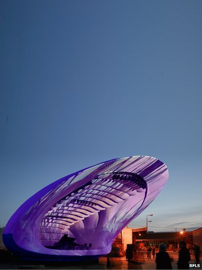  Nhà hát cổ điển hình con ốc sên tại London, Anh