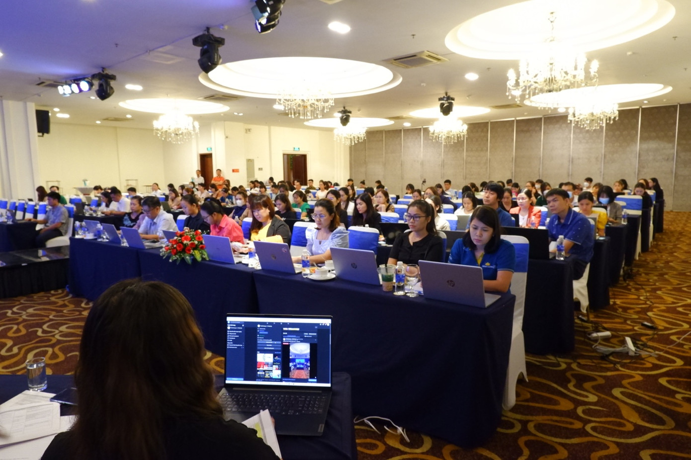 FLIGHT TICKET – AGS99.VN nhận được nhiều sự quan tâm, đánh giá cao và chuyển sang sử dụng từ các đại lý vé máy bay trong hệ thống.