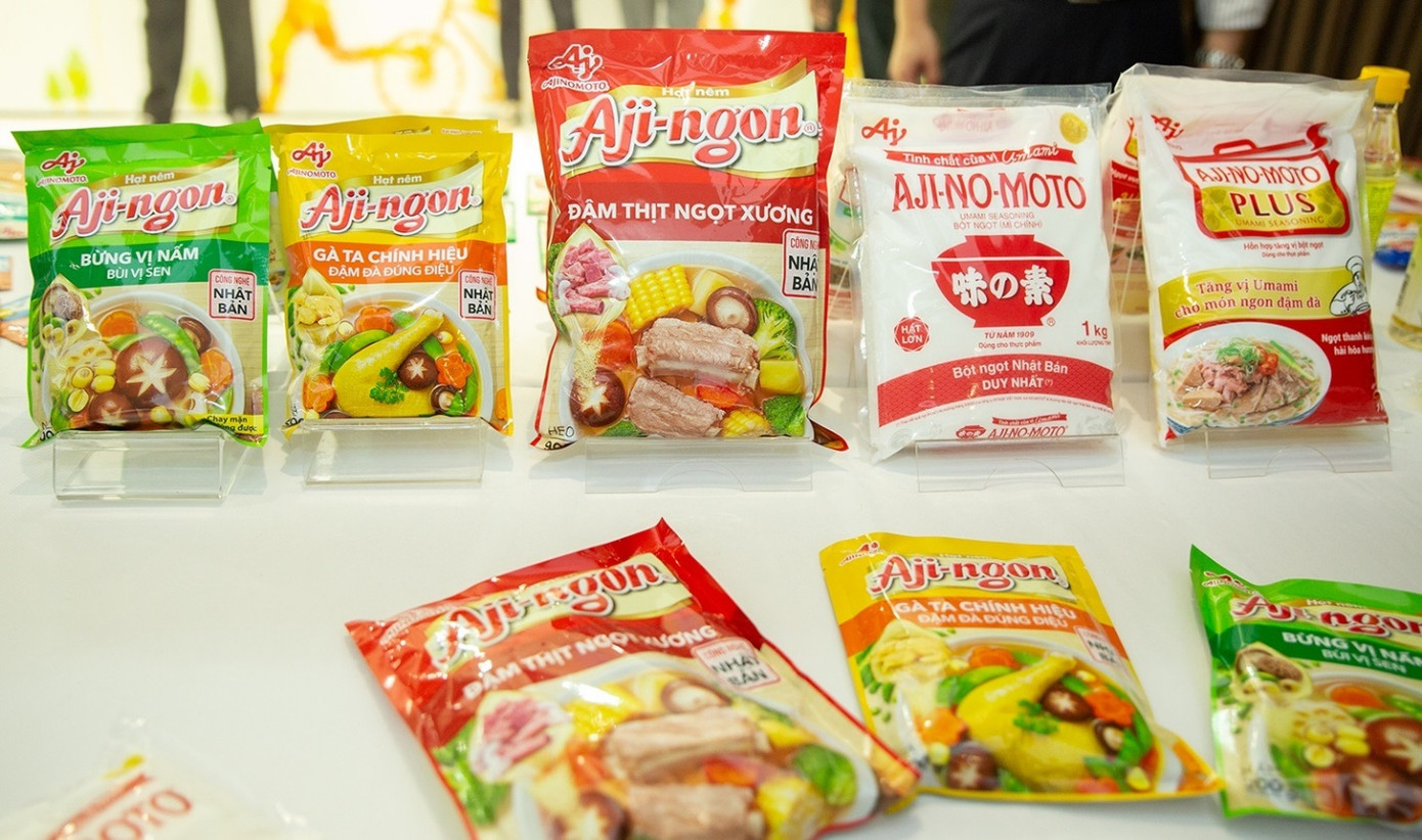 Hạt nêm Aji-ngon® Heo với chiết xuất xương thịt hầm sản xuất trực tiếp tại nhà máy