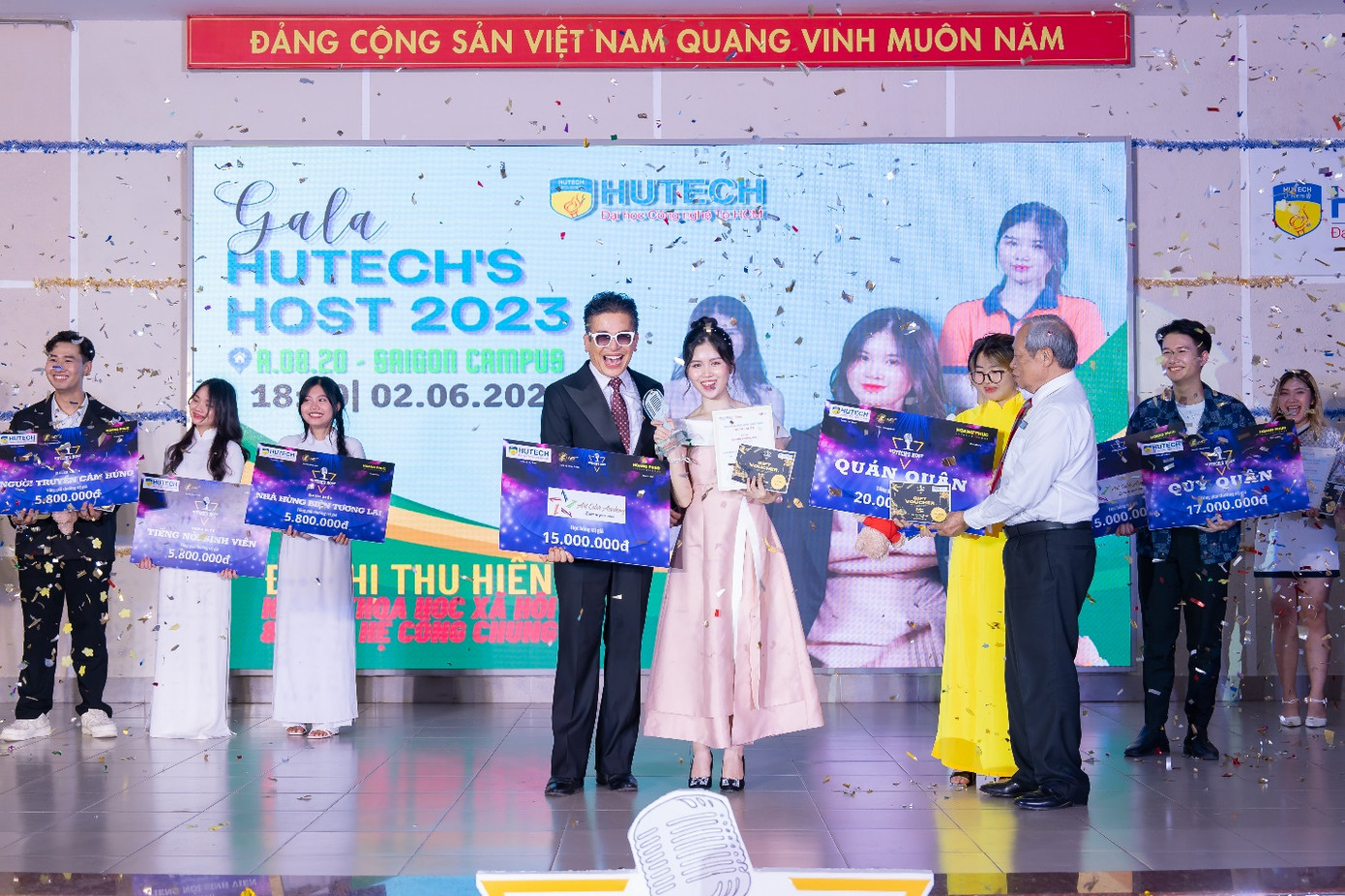 Quán quân cuộc thi thuộc về sinh viên năm 2 ngành Quan hệ công chúng