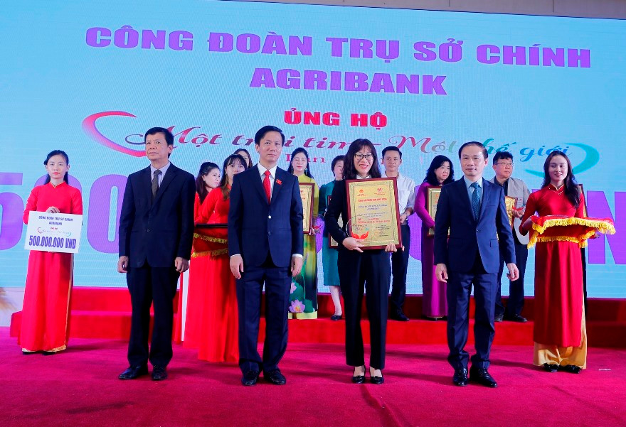 Công đoàn Trụ sở chính Agribank luôn tích cực và chủ động với những hoạt động an sinh xã hội hỗ trợ cộng đồng