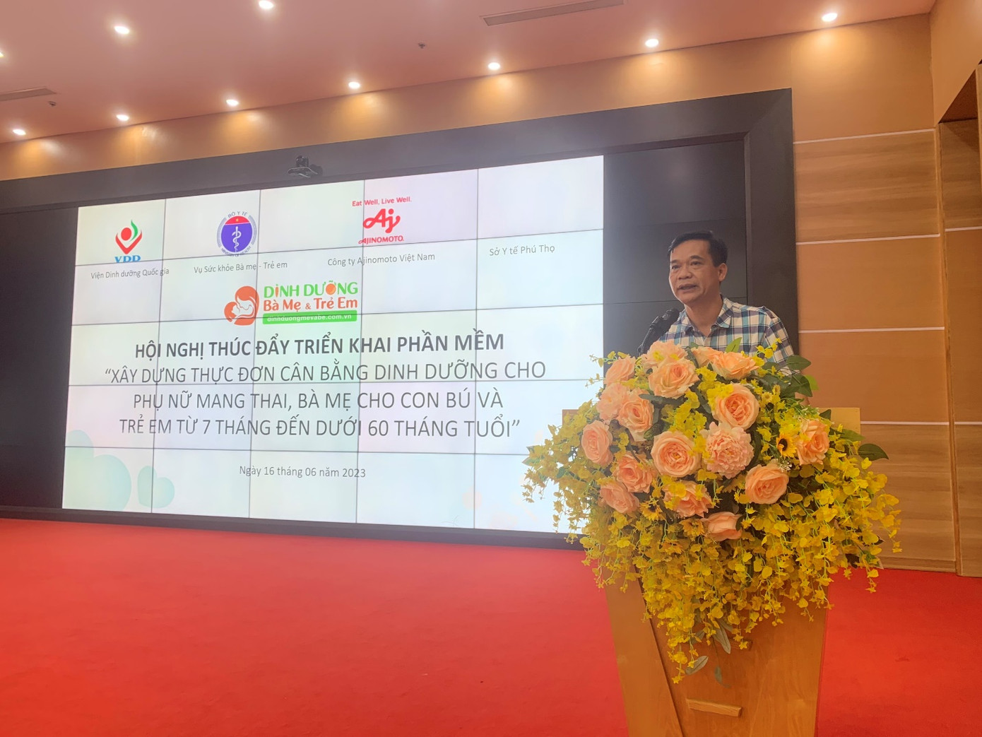 TS. Trần Đăng Khoa - Phó Vụ trưởng Vụ Sức khỏe Bà mẹ &amp; Trẻ em tại Hội nghị triển khai Phần mềm.