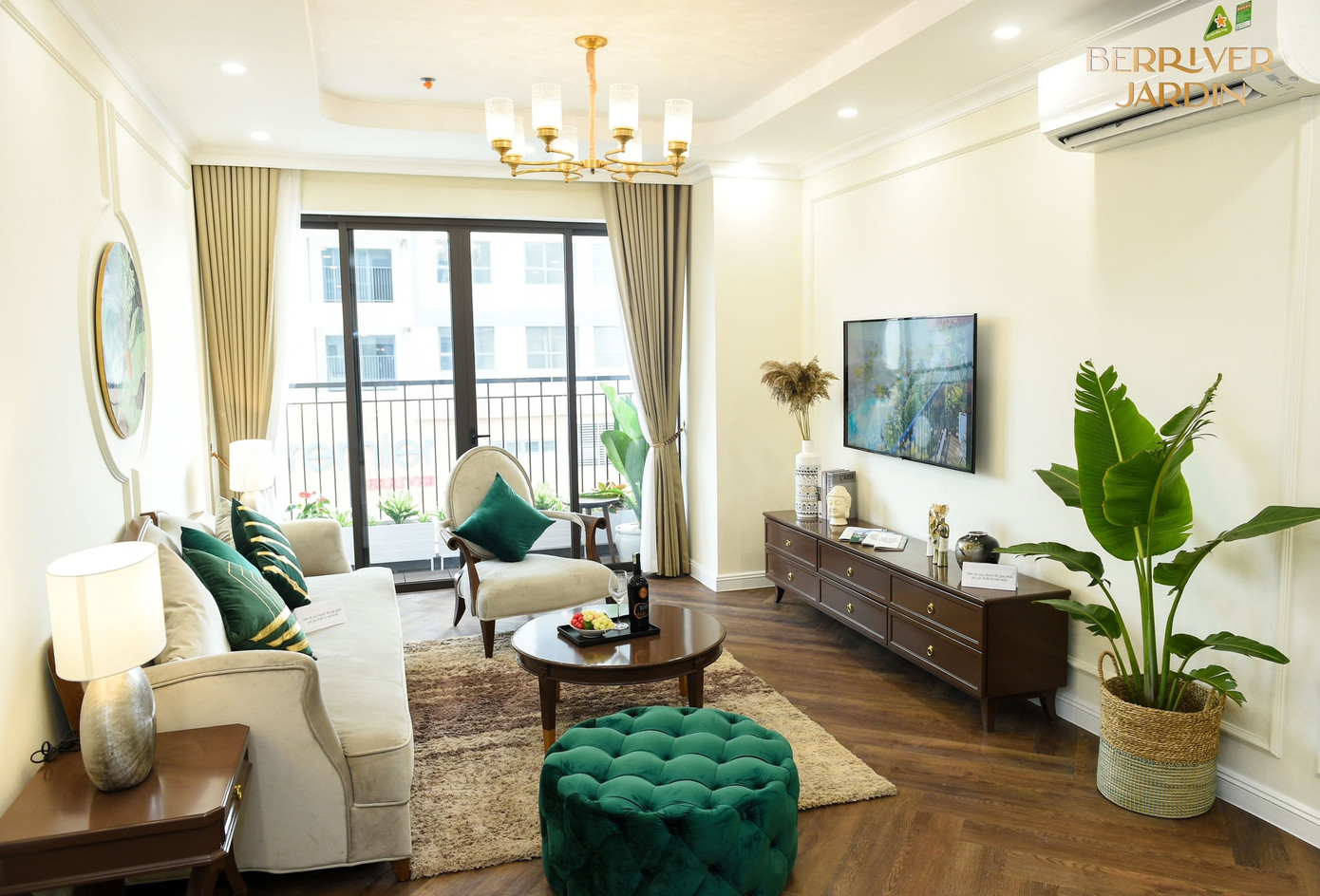 Căn hộ cao cấp BerRiver Jardin được cam kết sổ hồng cùng nhiều hỗ trợ pháp lý và tài chính hấp dẫn.
