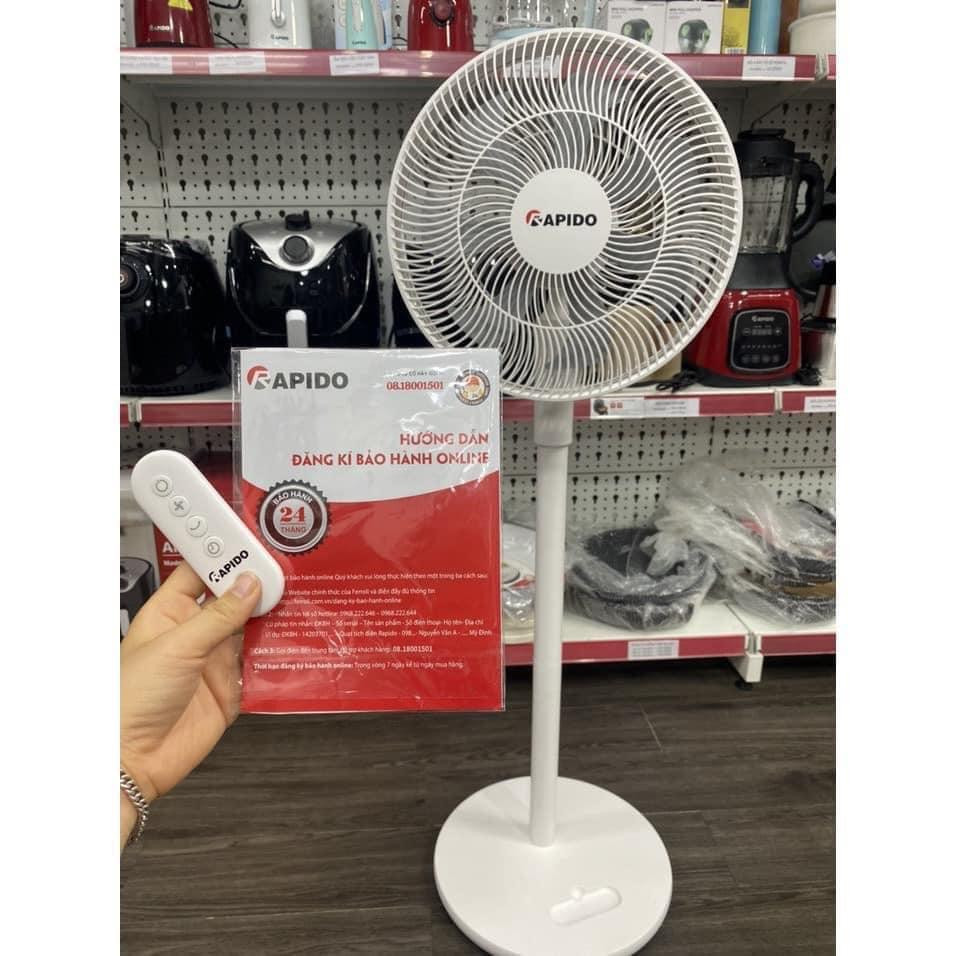 Một mẫu quạt sạc tích điện thương hiệu Rapido