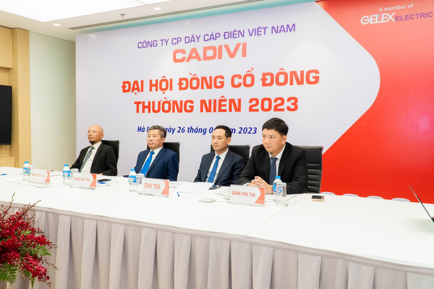 ĐHĐCĐ thường niên 2023 của Công ty cổ phần Dây cáp điện Việt Nam (CADIVI) được tổ chức bằng hình thức trực tuyến. ĐHĐCĐ thường niên 2023 của Công ty cổ phần Dây cáp điện Việt Nam (CADIVI) được tổ chức bằng hình thức trực tuyến.
