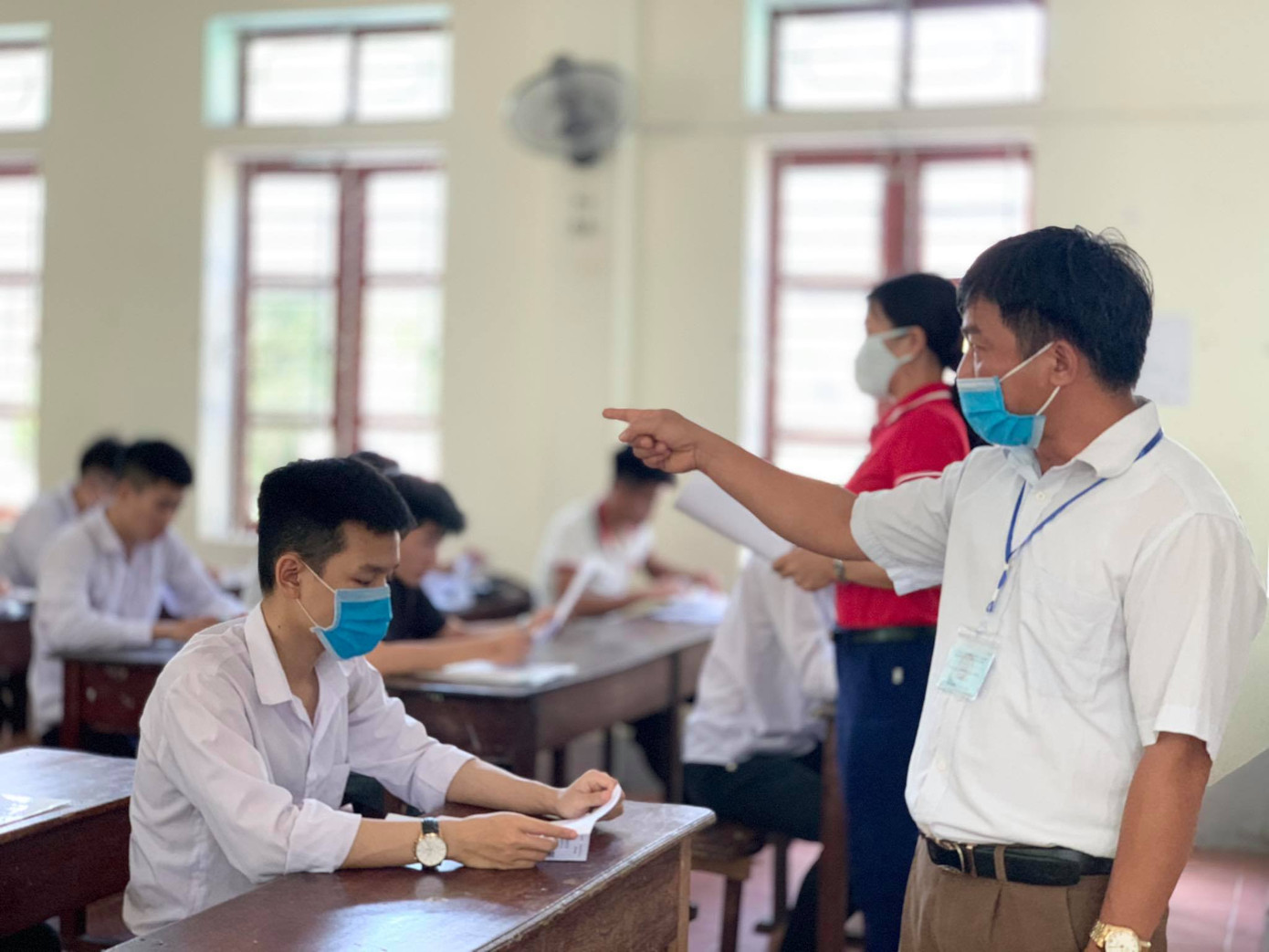 Gần 900.000 sỹ tử chính thức vượt vũ môn: Cập nhật giải đề môn Ngữ Văn THPT ảnh 77