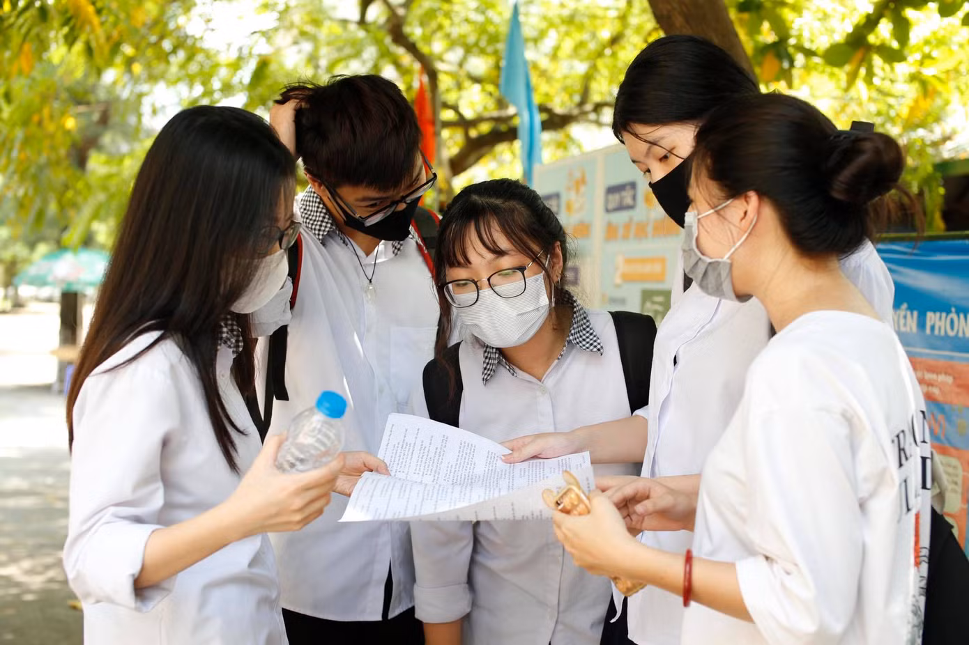 Cập nhật đề, đáp án NGOẠI NGỮ thi tốt nghiệp THPT ảnh 18