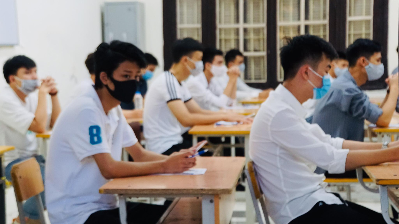 Gần 900.000 sỹ tử chính thức vượt vũ môn: Cập nhật giải đề môn Ngữ Văn THPT ảnh 57