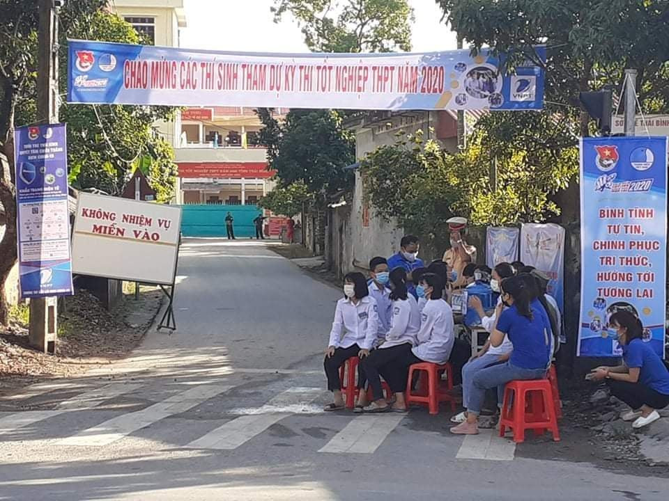 Gần 900.000 sỹ tử chính thức vượt vũ môn: Cập nhật giải đề môn Ngữ Văn THPT ảnh 51