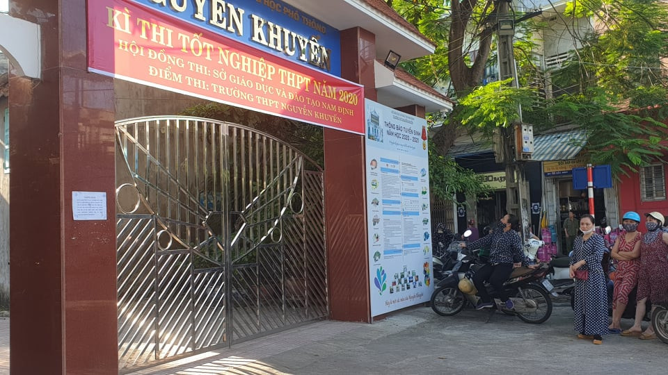 Gần 900.000 sỹ tử chính thức vượt vũ môn: Cập nhật giải đề môn Ngữ Văn THPT ảnh 71