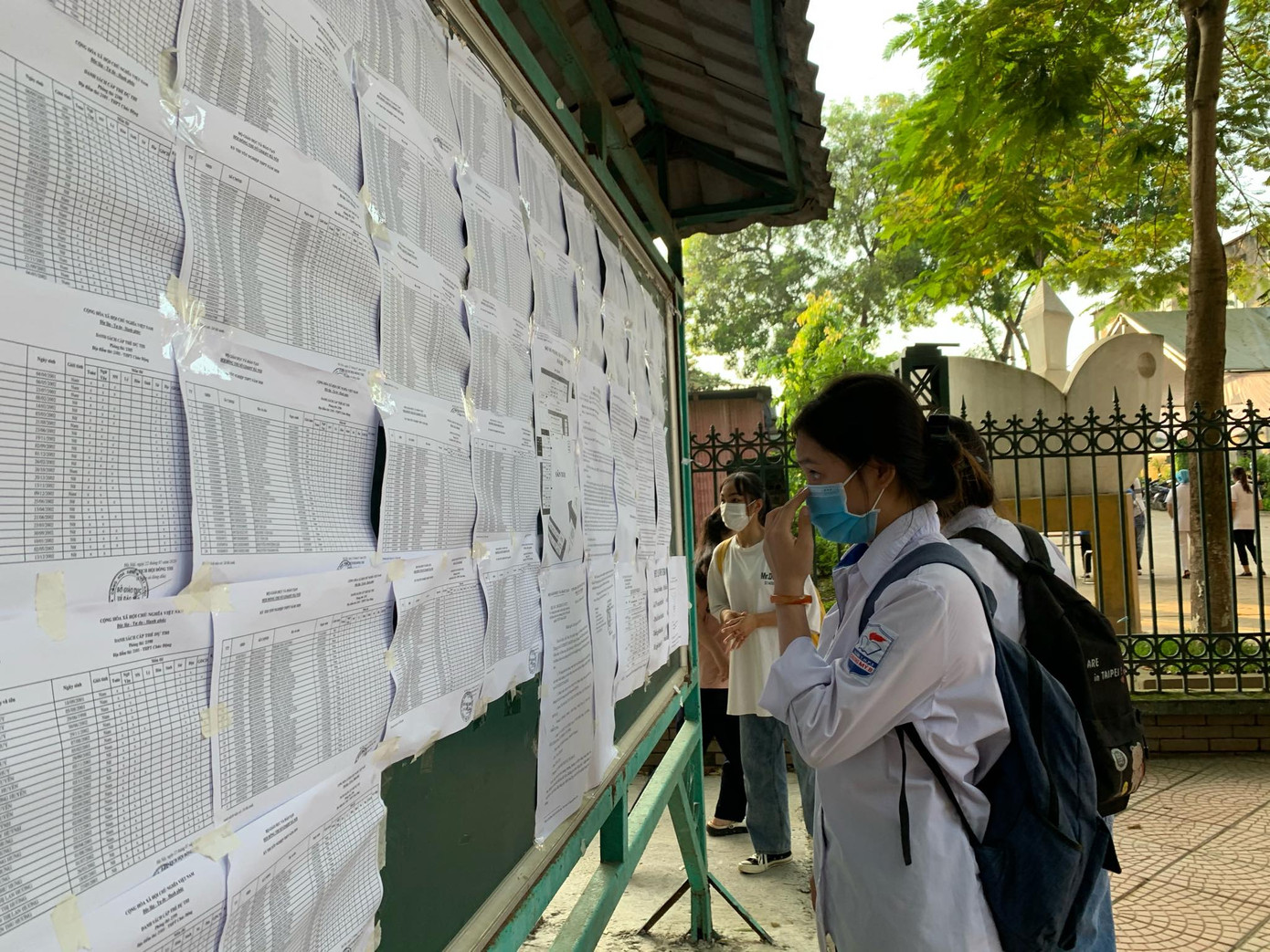 Gần 900.000 sỹ tử chính thức vượt vũ môn: Cập nhật giải đề môn Ngữ Văn THPT ảnh 84