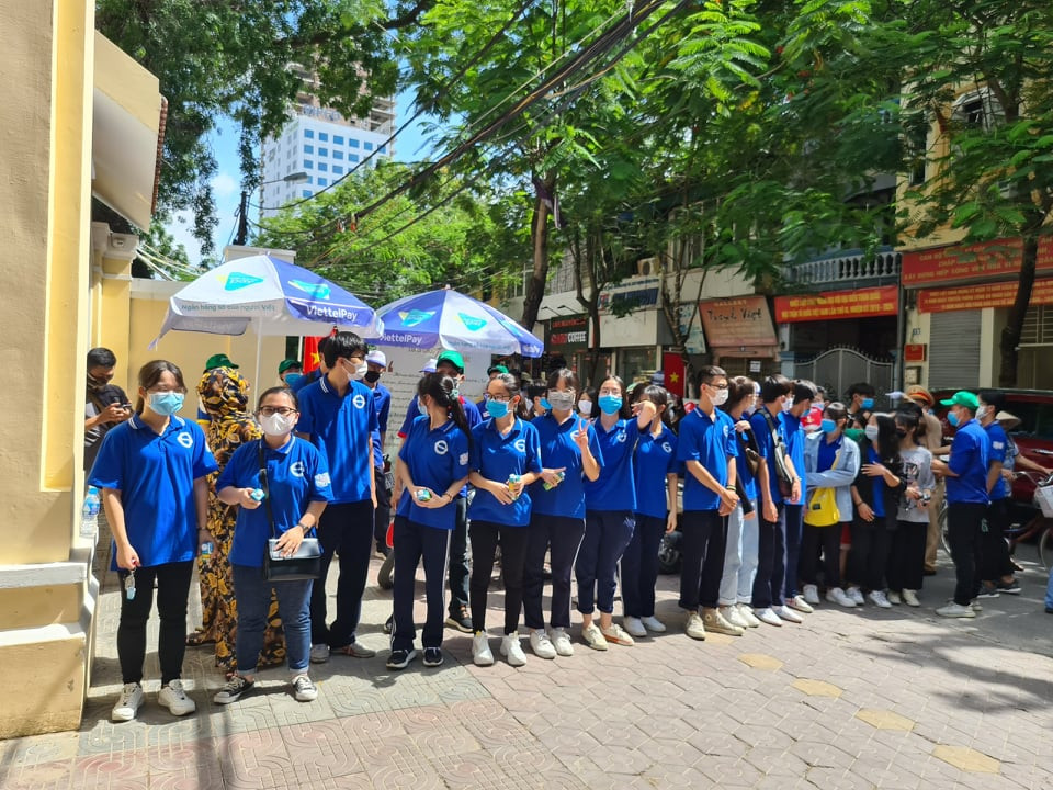 Gần 900.000 sỹ tử chính thức vượt vũ môn: Cập nhật giải đề môn Ngữ Văn THPT ảnh 17