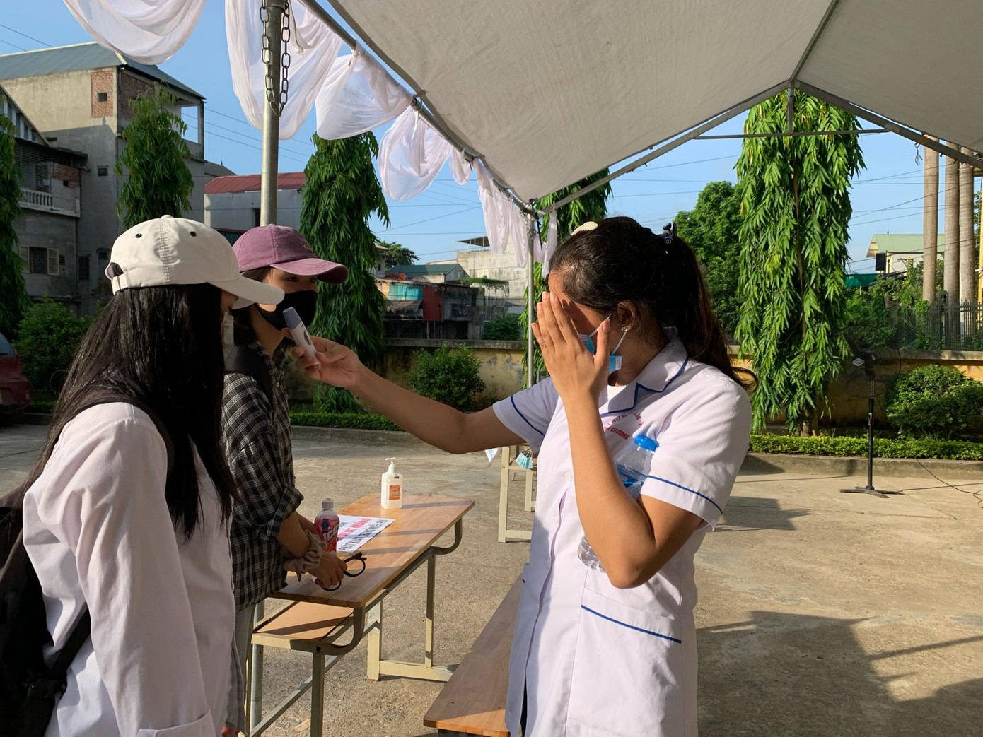 Gần 900.000 sỹ tử chính thức vượt vũ môn: Cập nhật giải đề môn Ngữ Văn THPT ảnh 66