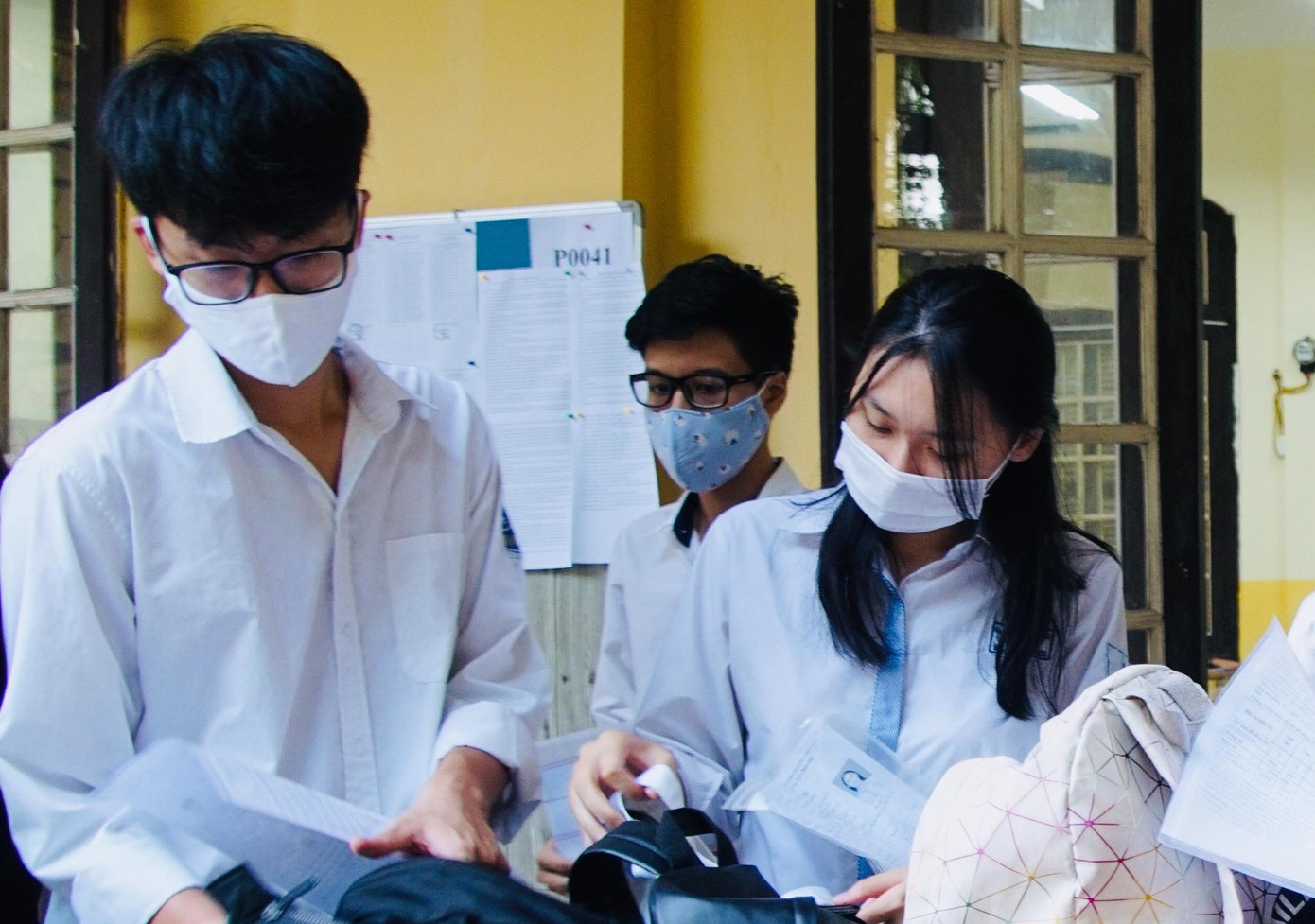 Gần 900.000 sỹ tử chính thức vượt vũ môn: Cập nhật giải đề môn Ngữ Văn THPT ảnh 56