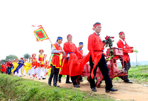 Cảnh hành quyết 'ông ỉn' trong lễ hội chém lợn Ném Thượng ảnh 7