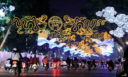 Tết Việt Online: Khắp nơi tưng bừng đón năm mới ảnh 49