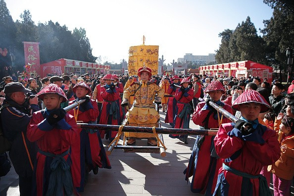 Tết Việt Online: Khắp nơi tưng bừng đón năm mới ảnh 59