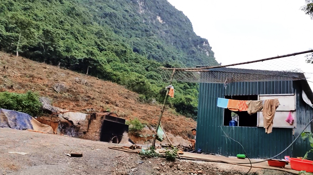 Cận cảnh lò đốt rác điện tử lấy vàng vùng giáp ranh Hà Nội - Hòa Bình ảnh 2