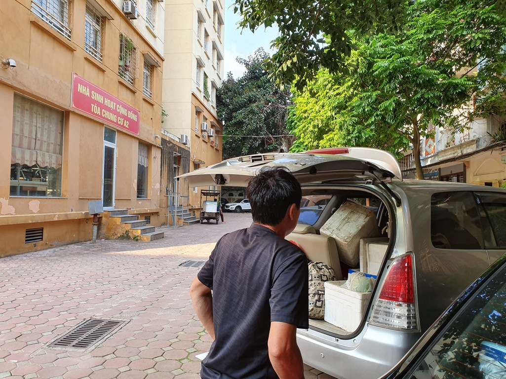 Cuộc sống lặng lẽ với khẩu trang, mặt nạ phòng độc sau vụ cháy công ty Rạng Đông ảnh 9