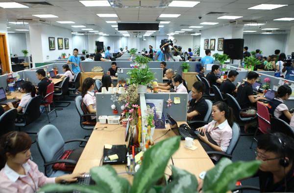 [ẢNH] Bên trong nhà máy sản xuất Bphone ảnh 1