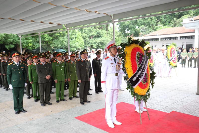 Lễ viếng Chủ tịch nước Trần Đại Quang ảnh 34