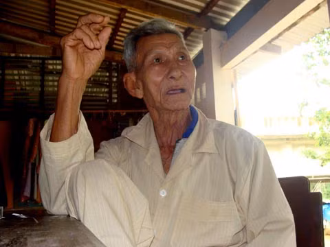 Cứ như mô tả của ông Tám Đô, thì rắn hổ mây nặng đến hàng chục tấn!