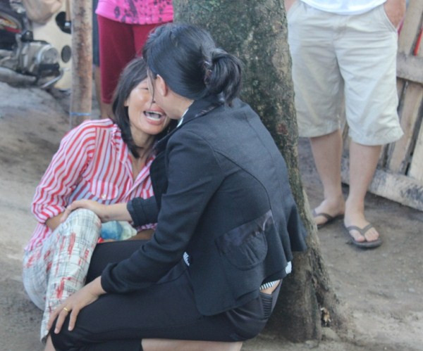 Đi nhặt ve chai, bé 12 tuổi bị xe container cán tử vong ảnh 2