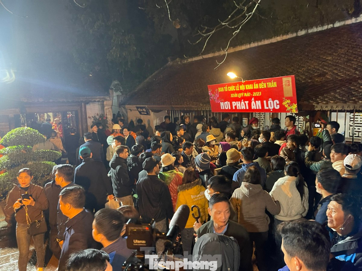 Lễ hội khai ấn đền Trần (Nam Định) là một trong lễ hội Bộ Văn hóa yêu cầu giám sát chặt chẽ.