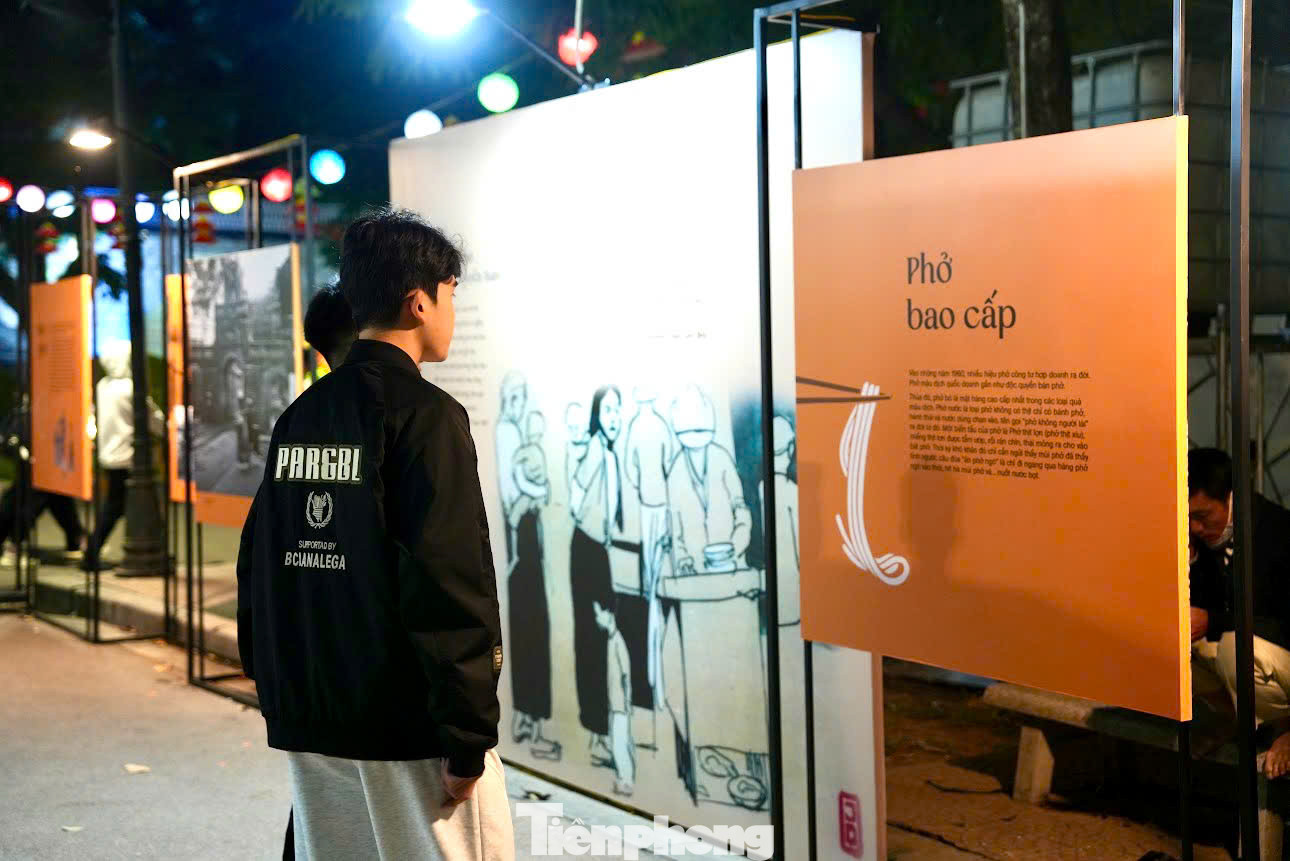 Trong khuôn khổ lễ hội, còn có các hoạt động giới thiệu, quảng bá, trình diễn ẩm thực và di sản truyền thống, các trò chơi dân gian, biểu diễn nghệ thuật truyền thống và hiện đại, biểu diễn nghệ thuật, toạ đàm nâng cao chất lượng nguồn nhân lực, phát triển văn hóa ẩm thực… Thời gian hoạt động các gian hàng từ 9-22h để phục vụ du khách.